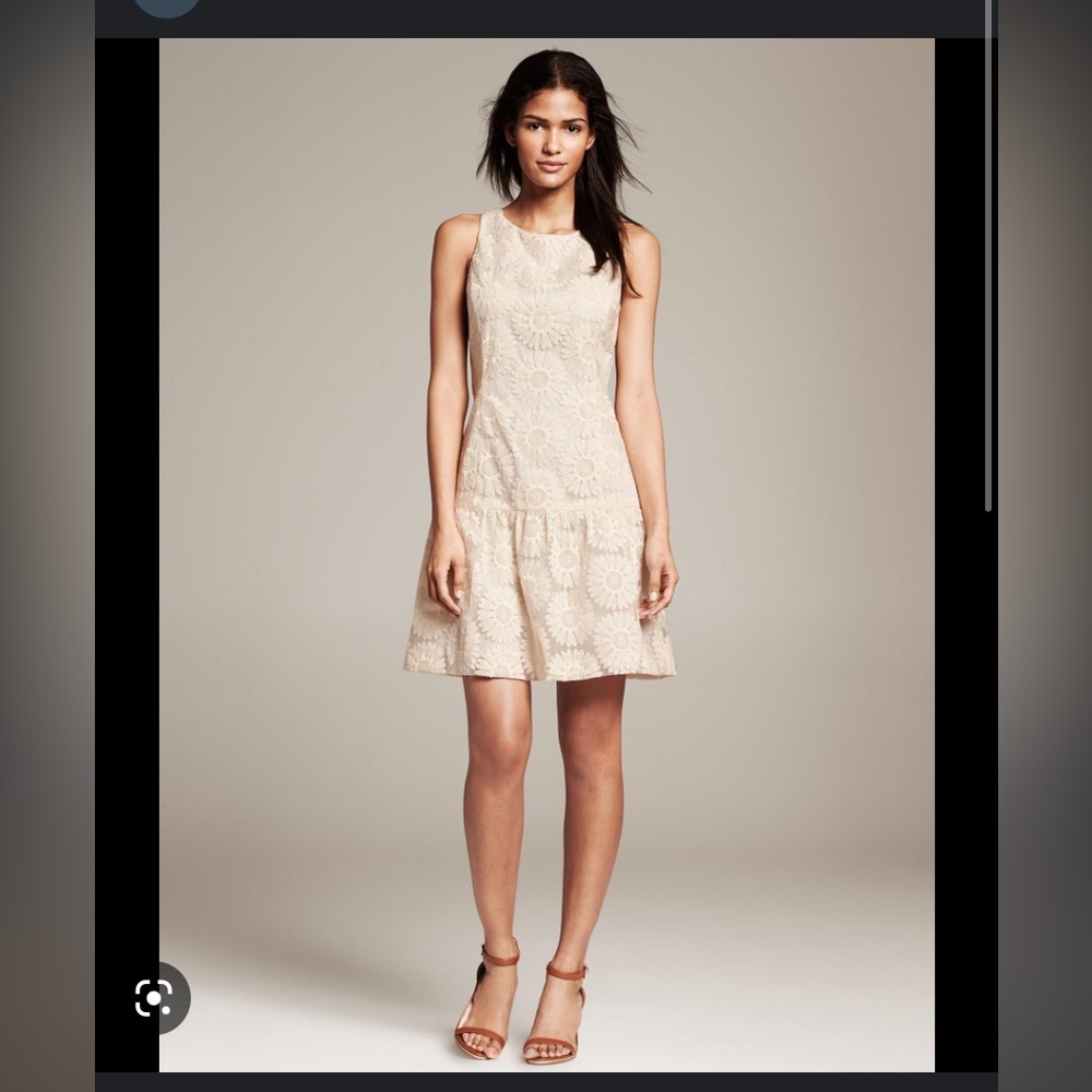 Banana Republic Cream Sleeveless Dress
